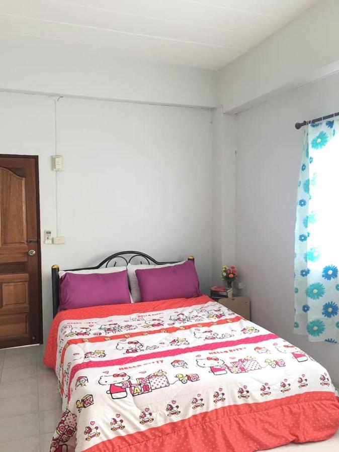 Ban Rong KhoeiMp Houseアパートメント エクステリア 写真